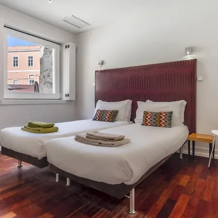 Apartment Lv Premier Chiado- Ch