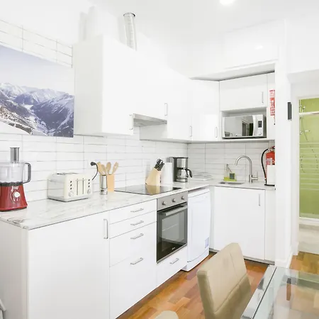 Apartment Lv Premier Chiado- Ch