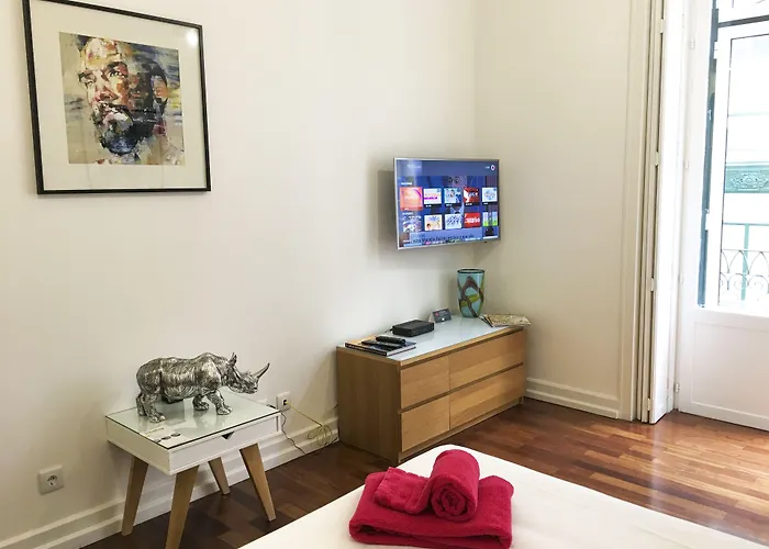 Lv Premier Chiado- Ch ליסבון